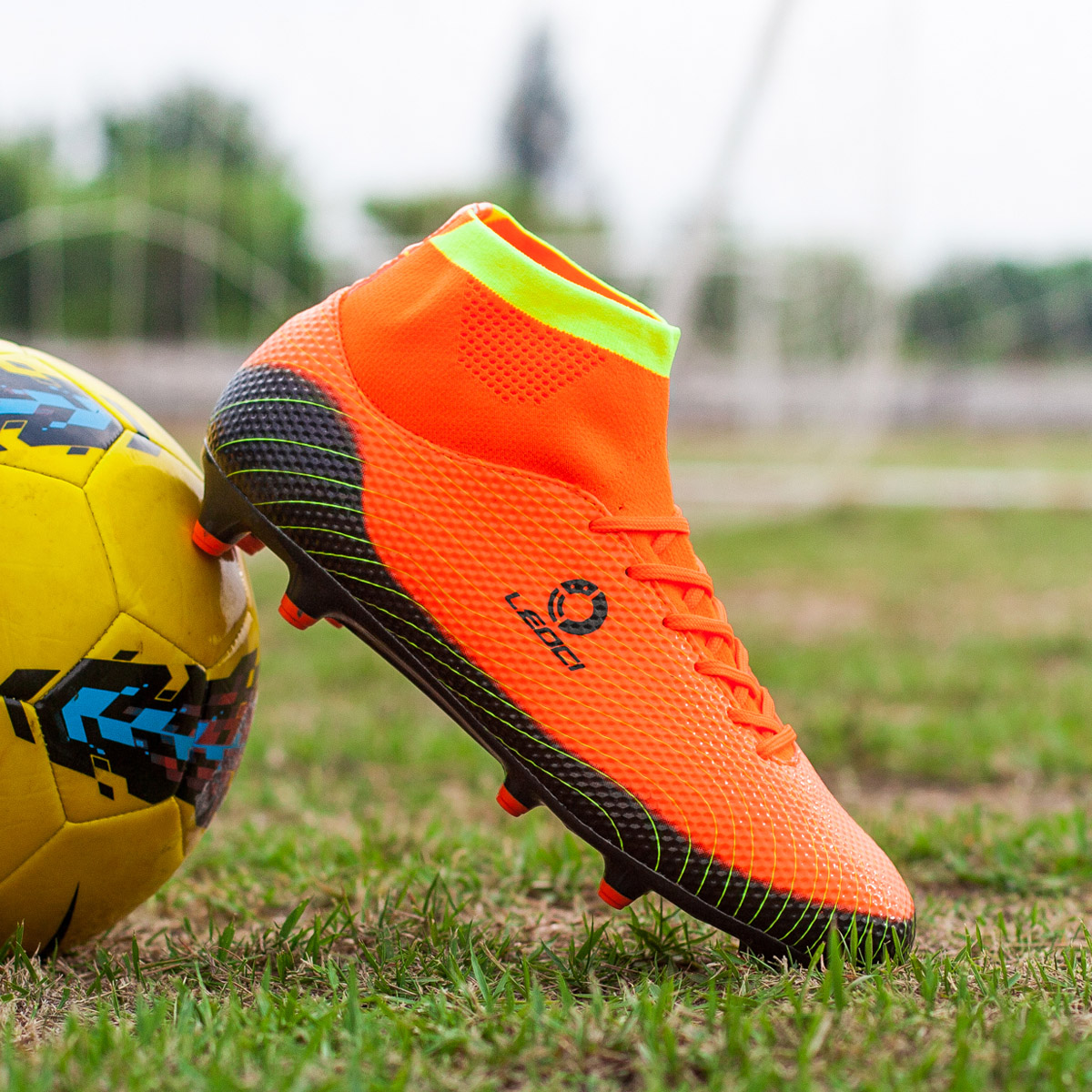 Special shop Small pieces adult men and women Soccer shoes ag children Training shoes student Man-made Meadow gym shoesin the Sports shoes new , Soccer shoes category - from Buy2taobao.com to provide professional Taobao agent buy service