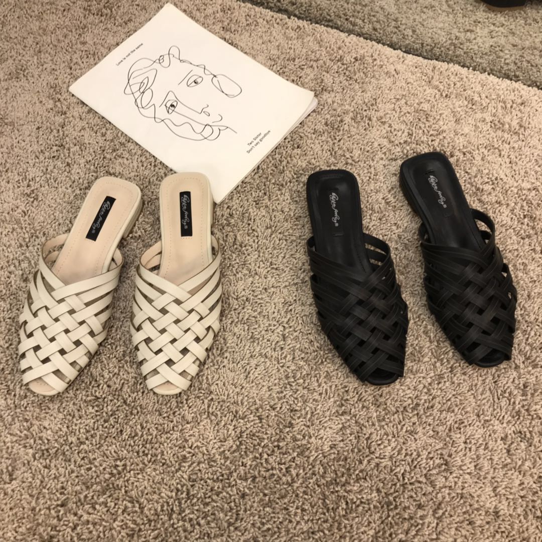 Korean slipper girl 2019 new pattern Hollow Flat bottom Baotou comfortable Simplicity weave Muller Rome shoes insin the Women's Shoes, Slippers category - from Buy2taobao.com to provide professional Taobao agent buy service
