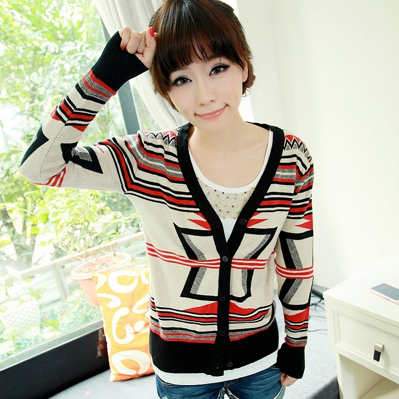 街头撞色宽松女针织...