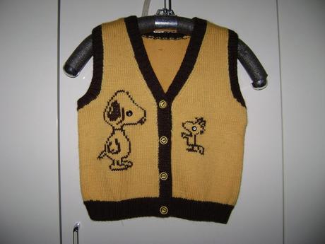 <em>儿童</em>纯手工编织毛线开襟<em>背心</em>宝宝<em>马甲</em>卡通<em>图案</em>