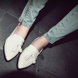  韩版低帮鞋 平跟鞋 女秋款欧美尖头单鞋平底t女小流苏英伦风女鞋
