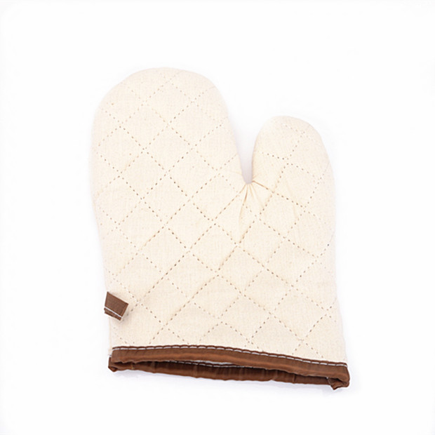 High temperature resistance thickening Insulating gloves 1 Baking Tools oven Microwave oven gloves Anti scald have cash less than that is registered in the accounts have more cash than can be accounted forin the Kitchen/Cooking utensils , Kitchen Gadgets/Kitchen storage , Kitchen appliances supporting supplies , Microwave oven gloves category - from Buy2taobao.com to provide professional Taobao agent buy service
