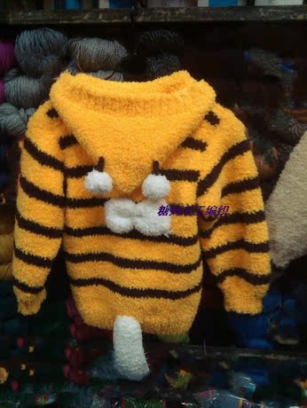 2013秋冬加厚<em>珊瑚绒</em>纯手工编织儿童<em>毛衣</em>卡通