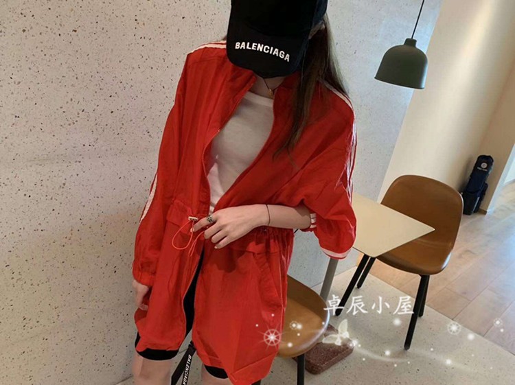 Europe station 2019 new pattern Korean Edition letter Stand collar leisure time motion Easy Sunscreen skin zc192809in the Women's clothing/Boutique , Windbreaker category - from Buy2taobao.com to provide professional Taobao agent buy service