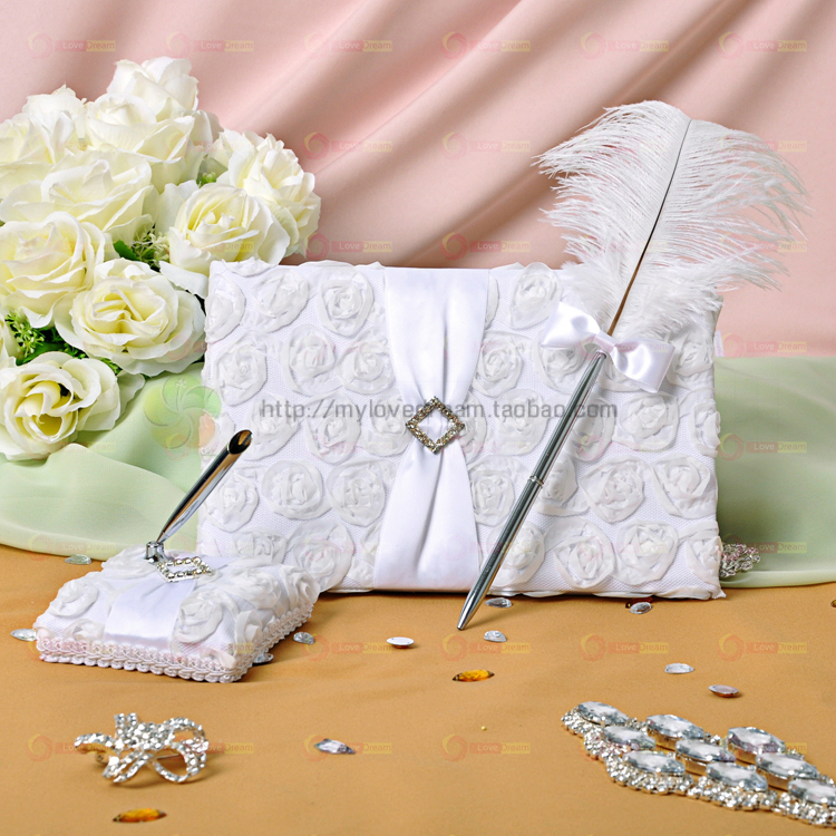 lovedream欧式婚礼签名册 结婚白玫瑰盘绣签到本 羽毛笔 结婚用品 lovedream欧式婚礼签名册 结婚白玫瑰盘绣签到本 羽毛笔 结婚用品