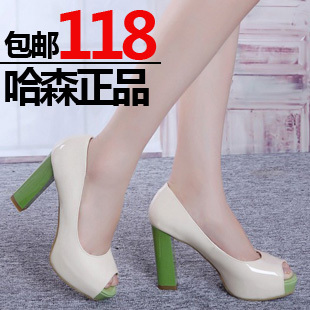  哈森新春款正品单鞋 真皮高跟鞋粗跟漆皮防水台鱼嘴撞色女鞋
