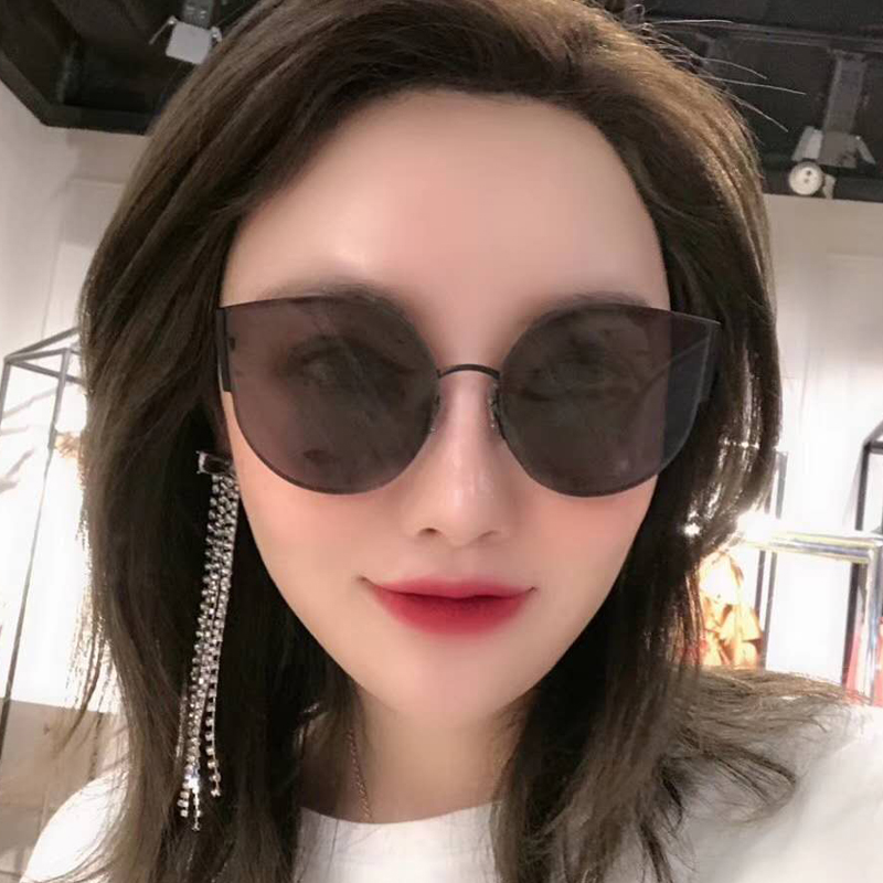 秦岚同款2019新款GM墨鏡女韓版潮複古貓眼太陽鏡防紫外線網紅明星在類目 ZIPPO/瑞士軍刀/眼鏡, 太陽眼鏡中 - 來自Buy2taobao.com提供專業的淘寶代購服務