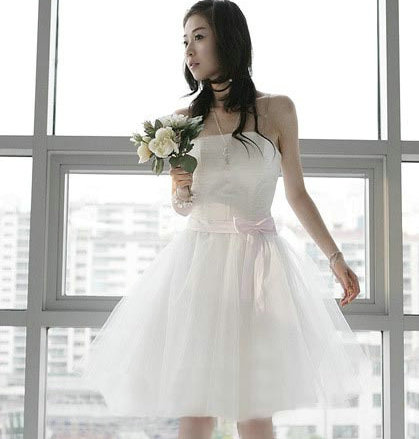 2013时尚红色新娘抹胸婚纱短款敬酒小礼服白色粉色伴娘服大码纱裙 2013时尚红色新娘抹胸婚纱短款敬酒小礼服白色粉色伴娘服大码纱裙