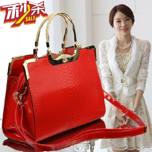 欧美鳄鱼纹女包2013新品红色新娘包包结婚包时尚手提包定型漆皮包 欧美鳄鱼纹女包2013新品红色新娘包包结婚包时尚手提包定型漆皮包