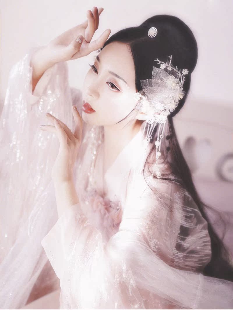 古风鲛人泪齐胸襦裙对襟齐腰汉服女改良中国风仙气古装超仙在类目 女装/女士精品, 唐装/民族服装/舞台服装, 民族服装/舞台装中 - 来自Buy2taobao.com提供专业的淘宝代购服务