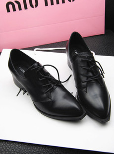  小依家 欧美新款 英伦复古尖头系带真皮中跟单鞋女鞋