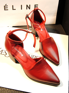  小依家 夏季欧美新款 浅口牛皮英伦尖头中跟粗跟单鞋真皮女鞋