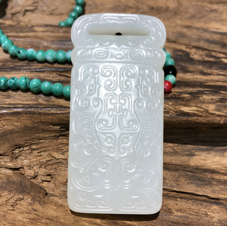 Guangxi Jade predestination chamber Wada Shan Liu To fake something antique brand manual carving Material class a Exquisite Two-sidedin the Jewelry/Diamond/Jade/Gold , And nephrite , Choker category - from Buy2taobao.com to provide professional Taobao agent buy service