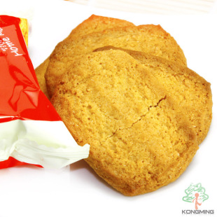  孔明 韩国进口 CROWN可拉奥格林花生饼干 香甜花生味 美味零食85g