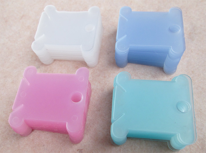 Winding board colour translucent Scrub Cross stitch Embroidery Spool manual DIY Embroidery accessories toolin the Home Fabric , Stitch & Tools Accessories , Cross Stitch Tools , Winding board category - from Buy2taobao.com to provide professional Taobao agent buy service