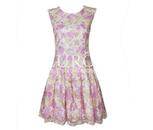 瘦点的女生怎么搭配裙子?–淘宝服装服饰购物