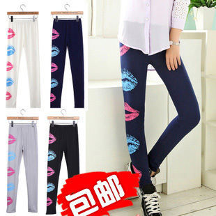  春季个性 棉质印花性感时尚大嘴唇打底裤 韩国可爱女士九分裤