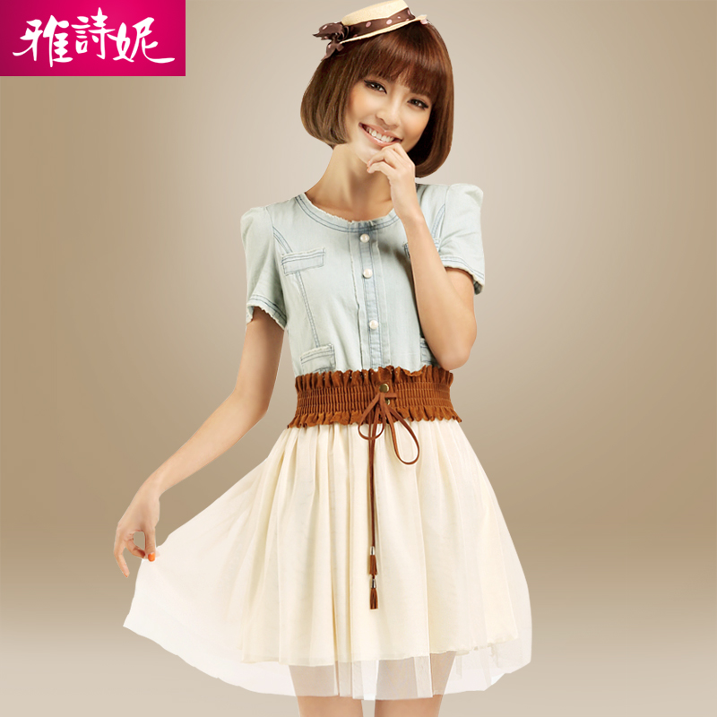 甜美修身短袖连衣裙棉...