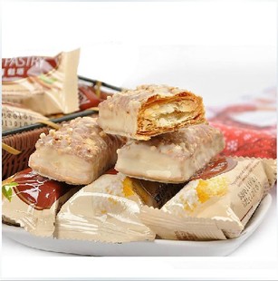  特价年货 台湾特产零食 蜜兰诺千层酥/宏亚77松塔饼干