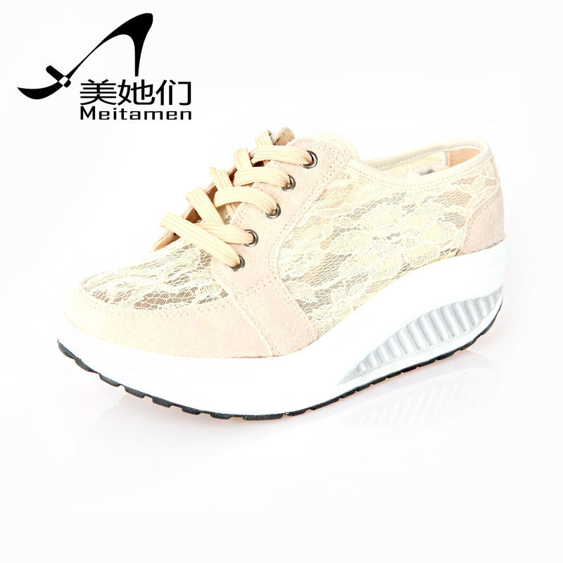 2014新款<em>摇摇</em>鞋小码<em>女鞋_摇摇</em>鞋小码女鞋搭配