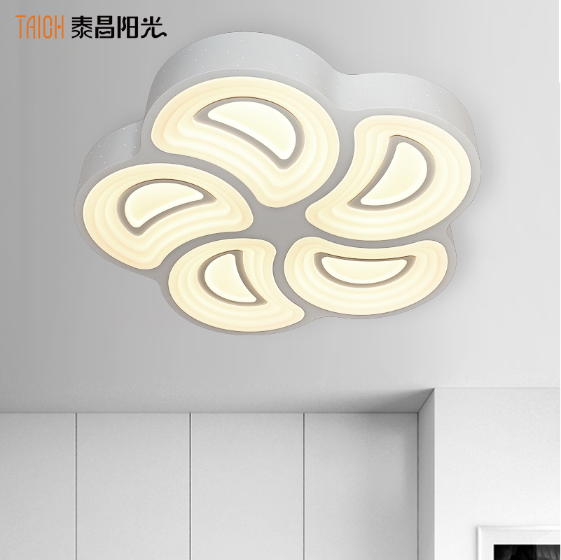 泰昌阳光led吸顶灯客厅灯具现代简约时尚艺术卧室灯温馨铁艺灯饰在类目 家装主材, 灯具灯饰, 吸顶灯中 - 来自Buy2taobao.com提供专业的淘宝代购服务