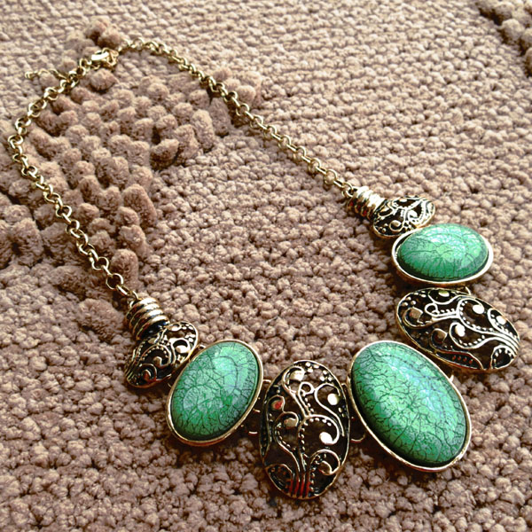 3时尚复古夸张气质短...