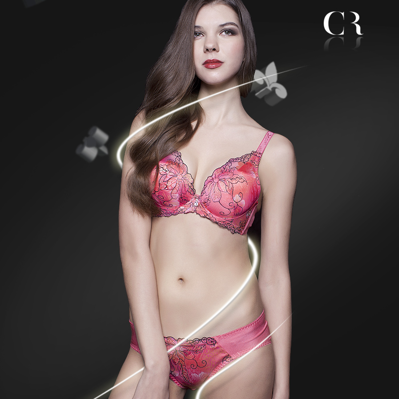 卡帝洛丝真丝 <em>文胸</em>