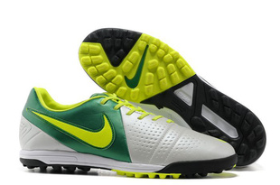  优惠价正品NIKE球鞋 耐克CTR360三代草钉平底TF 白绿碎钉男足球鞋