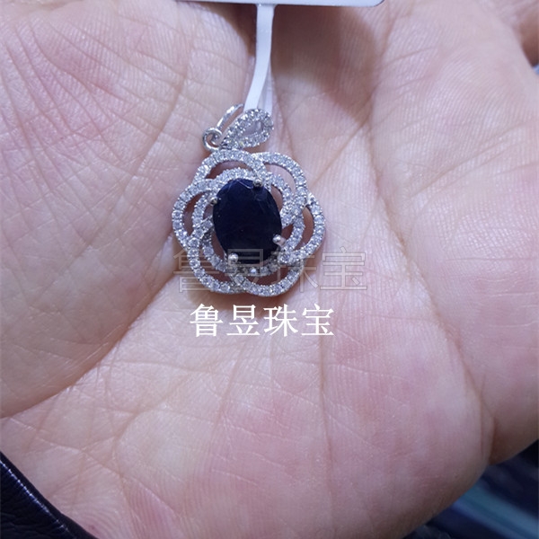 925银镀白金空托 吊坠空托 豪华花朵吊坠款 7*9 代镶嵌主石在类目 饰品/流行首饰/时尚饰品新, 项坠/吊坠中 - 来自Buy2taobao.com提供专业的淘宝代购服务