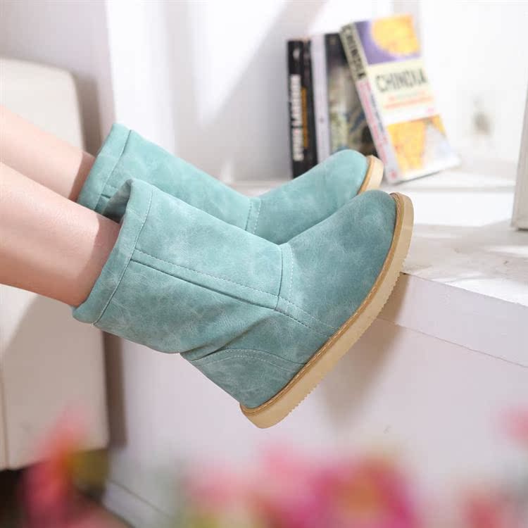 爆款热销平底雪地靴...