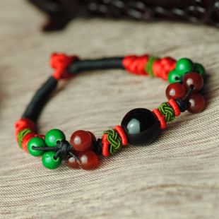  原创民族饰品批发民族风手链饰品天然玛瑙红绳中国结手绳女款0109