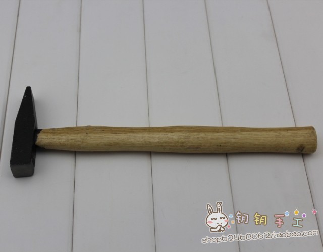 331 气眼铆钉四合扣安装工具 木柄 德式钳工 锤子300克|ruв категории оборудование/инструменты, ручной инструмент, молоток, слесарный молоток - от Buy2taobao.com для оказания профессиональной услуги покупки агента Taobao