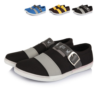  新款男士休闲鞋英伦风潮流鞋格纹男鞋子韩版透气运动流行板鞋低帮