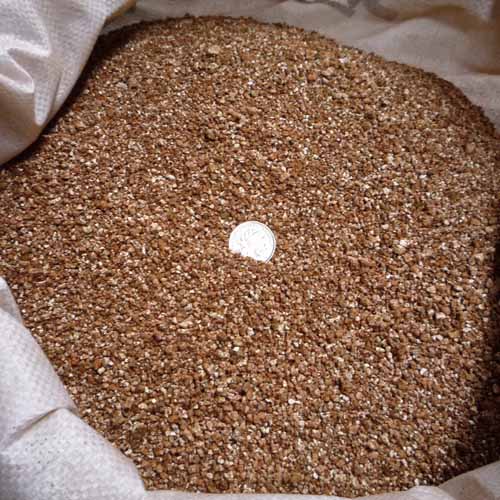 促销特价-园艺蛭石大包装-中颗粒60L(栽培介质\基质\孵化用)3-5MM|ruв категории доставка цветов/цветок моделирования/растения садоводства, садовых принадлежностей, домашнее садоводство удобрений/питательной почвы/питательный раствор - от Buy2taobao.com для оказания профессиональной услуги покупки агента Taobao
