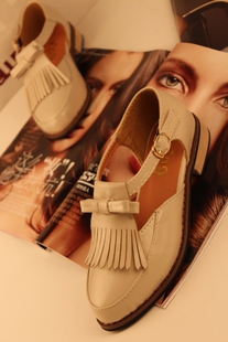  夏季新款韩版舒适复古英伦风平底鞋流苏甜美单鞋休闲鞋女鞋凉鞋潮