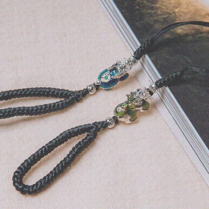 brave troops Enamel Discoloration mobile phone Lanyard literature mobile phone Pendants Short-chain men and women manual weavein the 3C Digital Accessories, Cell Phone Accessories , Phone Accessories , Mobile phone pendant/Mobile phone chain category - from Buy2taobao.com to provide professional Taobao agent buy service