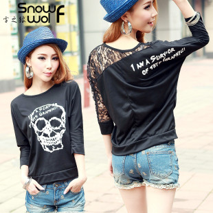  夏季新款韩版蝙蝠衫七分袖t恤女款宽松蕾丝拼接打底衫圆领子