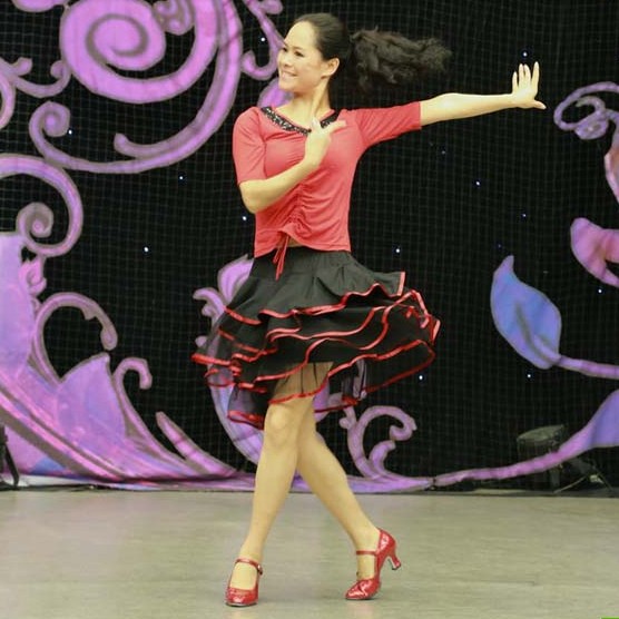 杨艺 格格 王梅 唱春红草莞儿广场舞服装33703红+43702黑/53011黑