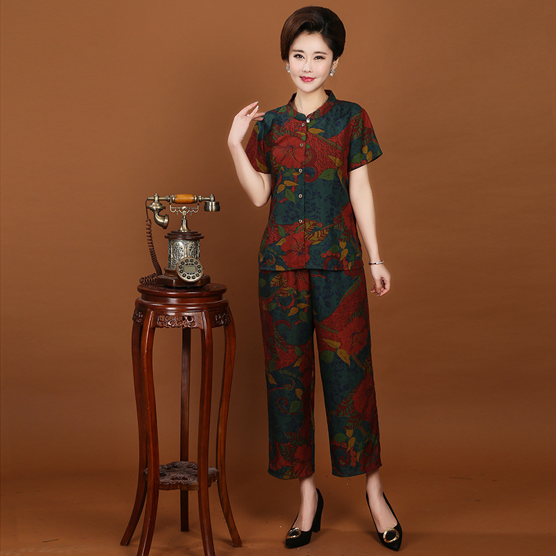 Fat mother XL Middle and old age Short sleeved Mom outfit summer gambiered Guangdong gauze mulberry silk silk suit Two piece setin the Women's clothing/Boutique , Middle-aged women category - from Buy2taobao.com to provide professional Taobao agent buy service