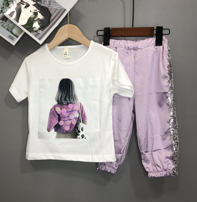 中小童洋气套装2019新款女宝宝亮片短袖T恤加裤子休闲时髦两件套在类目 童装/婴儿装/亲子装, 儿童家居服, 家居袍/睡袍中 - 来自Buy2taobao.com提供专业的淘宝代购服务