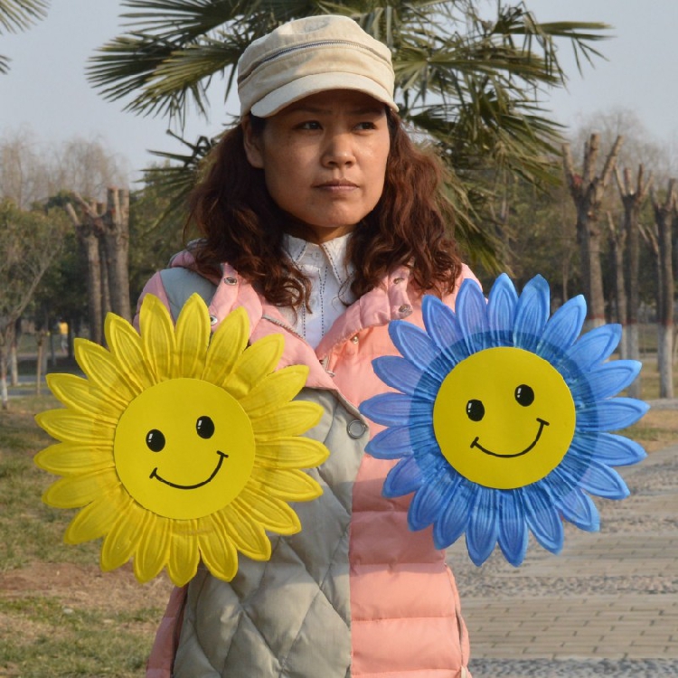 運動會入場開幕式手拿向日葵道具花舞蹈道具太陽花幼兒園舞台道具在類目 運動/瑜伽/健身/球迷用品, 舞蹈/健美操/體操, 更多舞種, 更多舞蹈配飾中 - 來自Buy2taobao.com提供專業的淘寶代購服務
