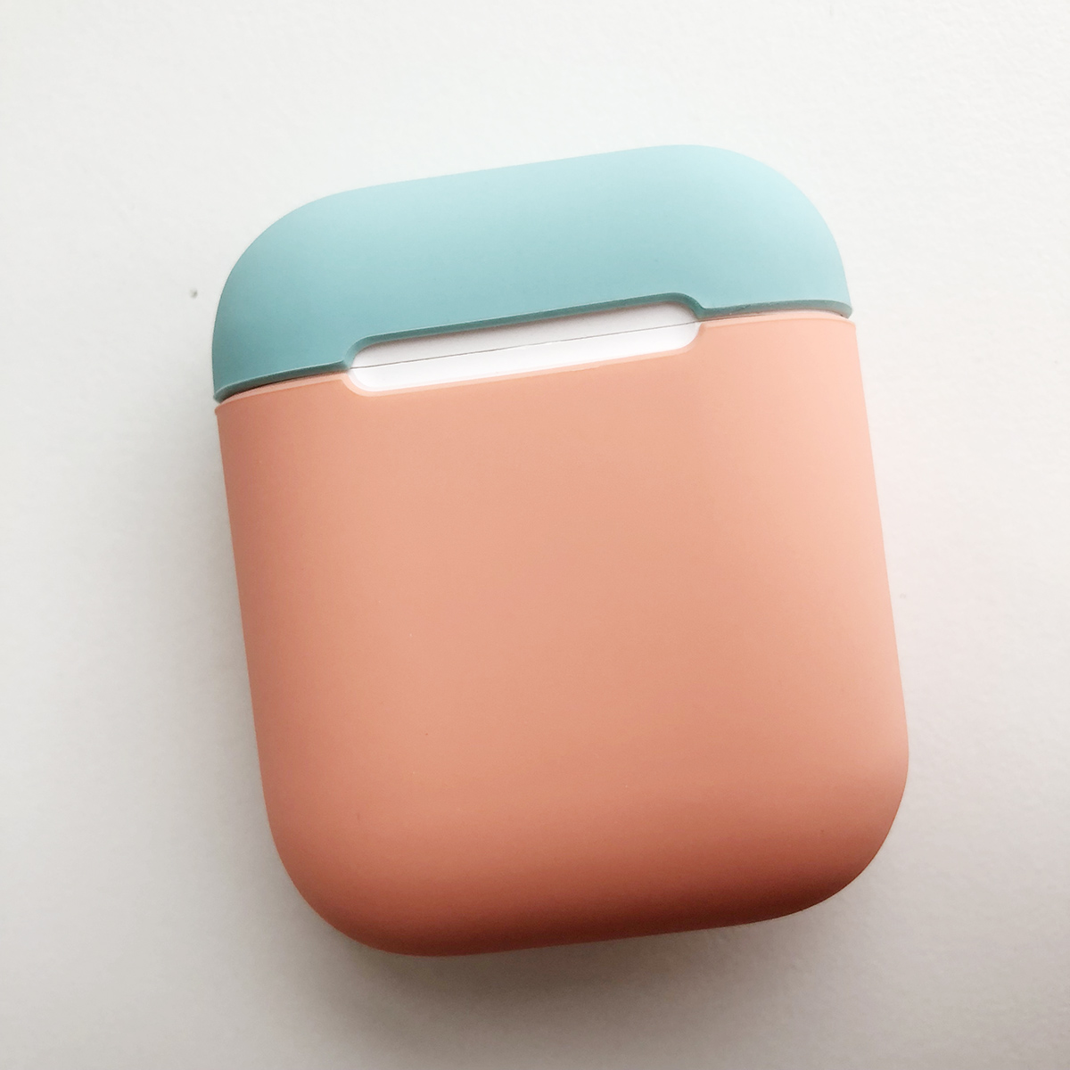 airPods2代保护套AirPods二代苹果无线耳机充电盒配色DamonLight在类目 3C数码配件, MP3/MP4配件, 耳机配件中 - 来自Buy2taobao.com提供专业的淘宝代购服务