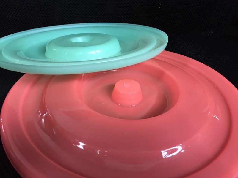 24CM小圓桶蓋 26CM 水桶蓋 垃圾桶蓋 混色發在類目 家庭/個人清潔工具, 家務/地板清潔用具, 垃圾桶/垃圾架, 垃圾桶中 - 來自Buy2taobao.com提供專業的淘寶代購服務