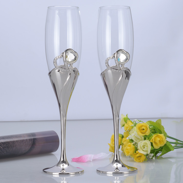 歐式心形鍍鎳香槟杯紅酒杯高腳杯交杯酒杯結婚禮物酒櫃擺件包郵在類目 餐飲具, 酒壺/酒杯/酒具, 酒杯中 - 來自Buy2taobao.com提供專業的淘寶代購服務