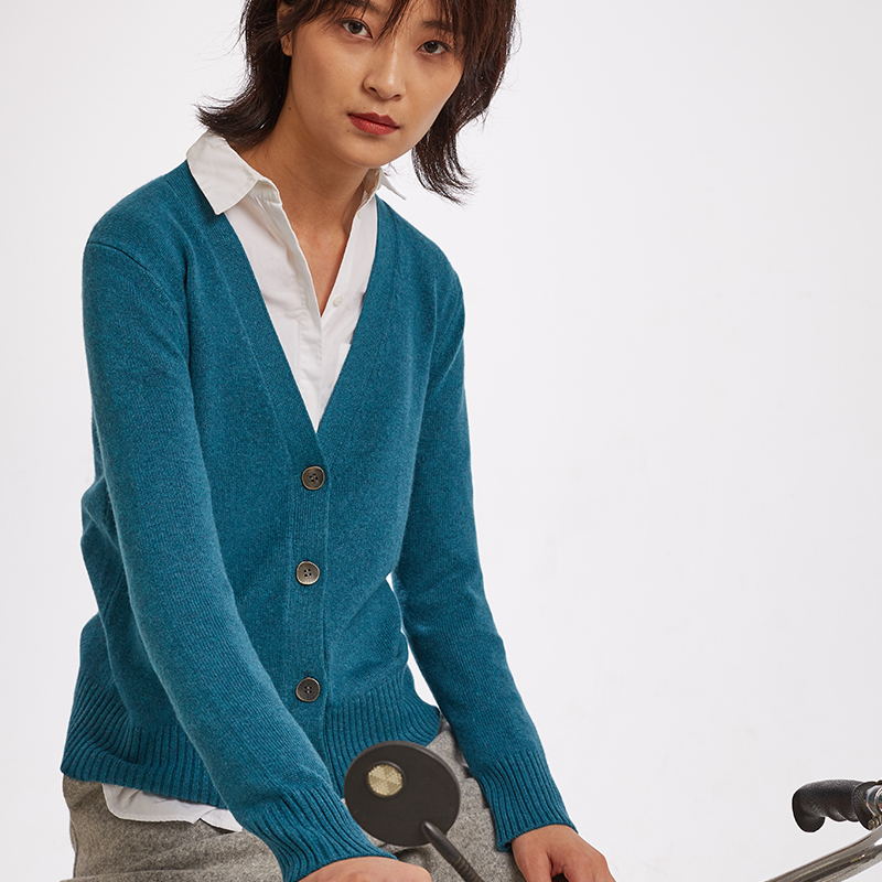 Plastic wish 2018 new pattern V-Neck Cashmere sweater knitting Cardigan Pure Cashmere Outside the ride Solid keep warm sweater 100in the Women's clothing/Boutique , Wool sweater category - from Buy2taobao.com to provide professional Taobao agent buy service
