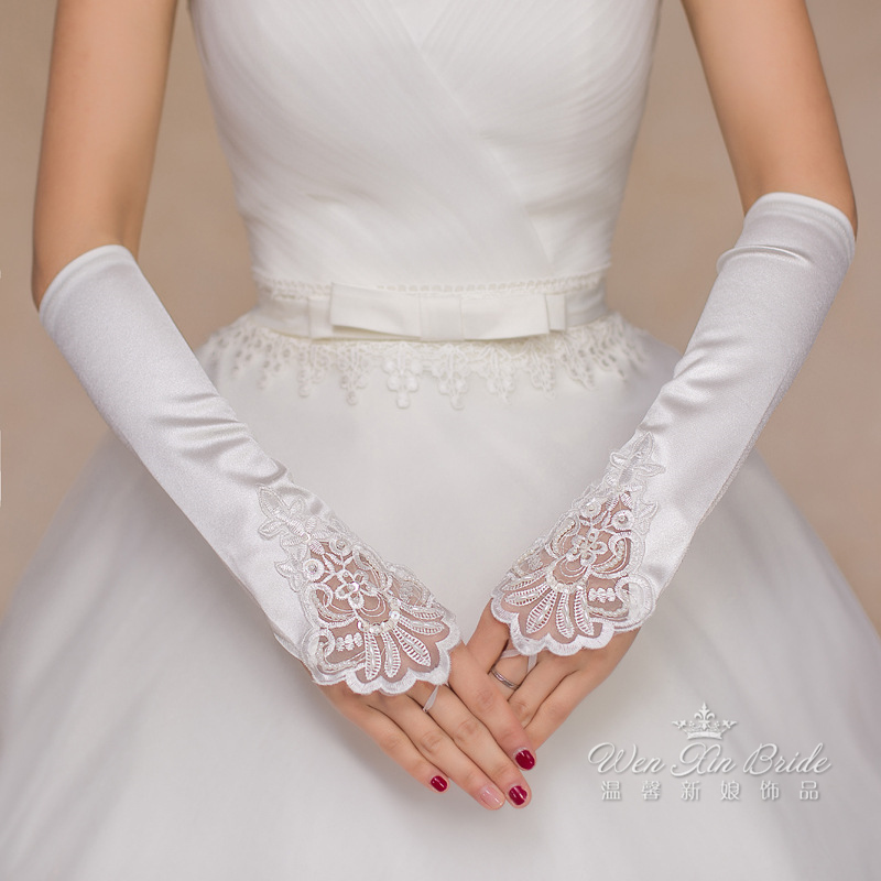 人氣新娘白色彈力緞手套舞台宴會結婚用品婚紗禮服旗袍勾指手套在類目 服飾配件/皮帶/帽子/圍巾, 婚紗禮服配件, 婚紗手套中 - 來自Buy2taobao.com提供專業的淘寶代購服務