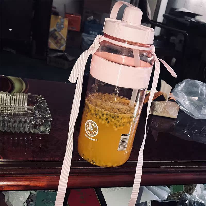 能装开水的塑料杯杯便携运动健身大水杯带吸管塑料太空杯防漏耐摔|ruв категории посуда, кубок/кубок/чайник, космический кубок - от Buy2taobao.com для оказания профессиональной услуги покупки агента Taobao