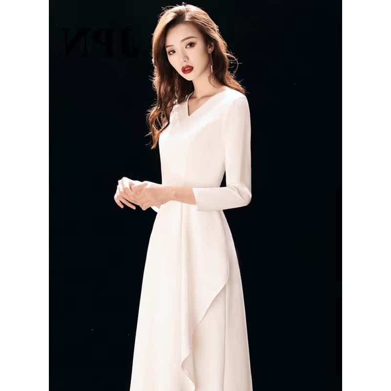 晚礼服裙女 2019新品性感V领红色大气轻奢高贵腰带连在类目 女装/女士精品, 婚纱/旗袍/礼服, 礼服/晚装中 - 来自Buy2taobao.com提供专业的淘宝代购服务