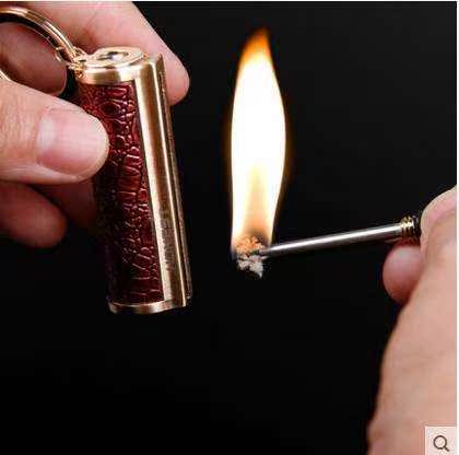 万次火柴钥匙扣防水复古创意万用户外防风多功能老九门打火机在类目 ZIPPO/瑞士军刀/眼镜, 品牌打火机及配件, 其它, 煤油打火机中 - 来自Buy2taobao.com提供专业的淘宝代购服务