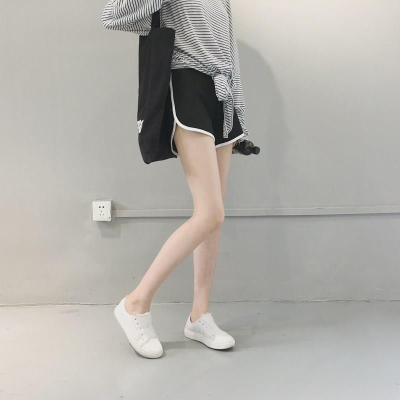 白邊夏季女跑步健身學生瑜伽休閑褲熱褲顯瘦短褲寬松條紋運動在類目 女裝/女士精品, 褲子, 休閒褲中 - 來自Buy2taobao.com提供專業的淘寶代購服務